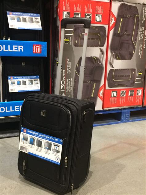 carry on luggage 22x14x9 costco.